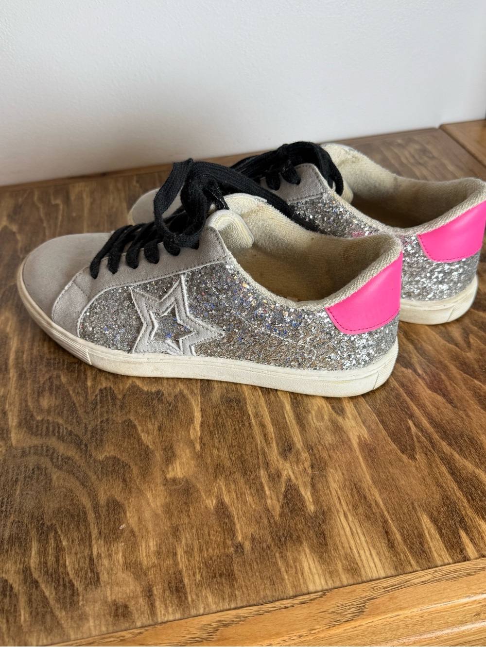 torrid Silver Glitter Low-Top Sneakers with Pink Heel wide width - Picture 4 of 6